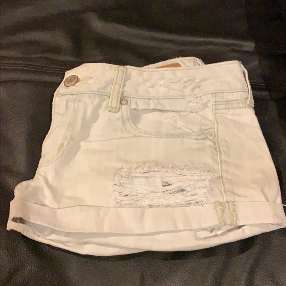 Size 8 distress American Eagle jean shorts